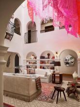 Hotel sitting lounge area with sisal rug