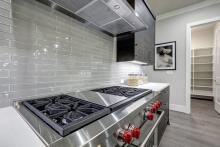 Beautiful Gray Kitchen Backsplash