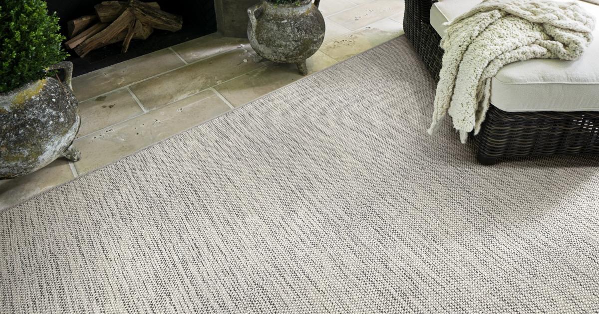 Introducing Poly Silk Rugs: What to Know About the New Kid on the Rug Blog