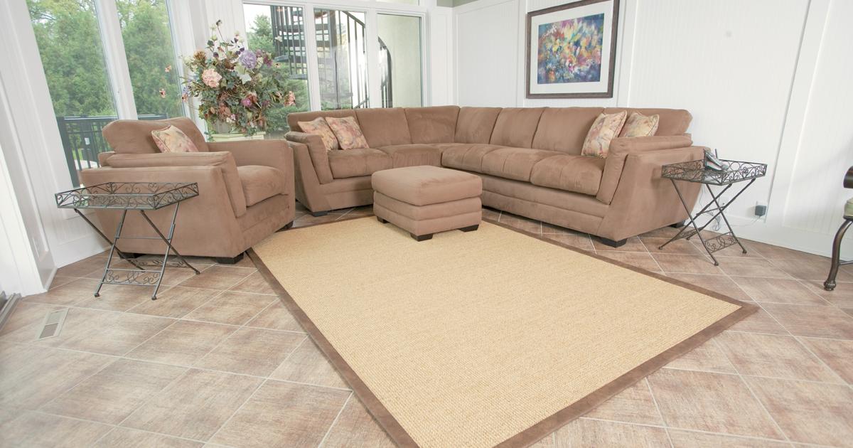 8 Neutral Color Rug Ideas for Your Living Room