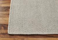 Hand Serging: 5/8"